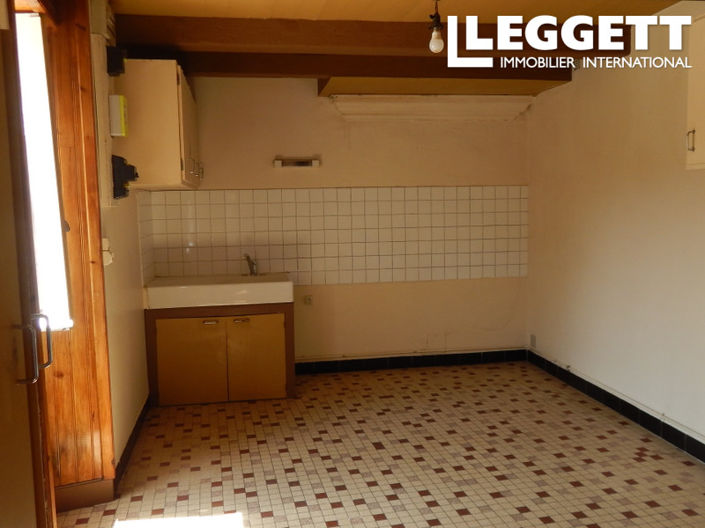 Image No.8-3 Bed House for sale