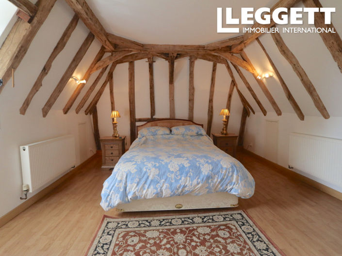 Image No.9-Maison de 5 chambres à vendre à Saint-Félix-de-Reillac-et-Mortemart