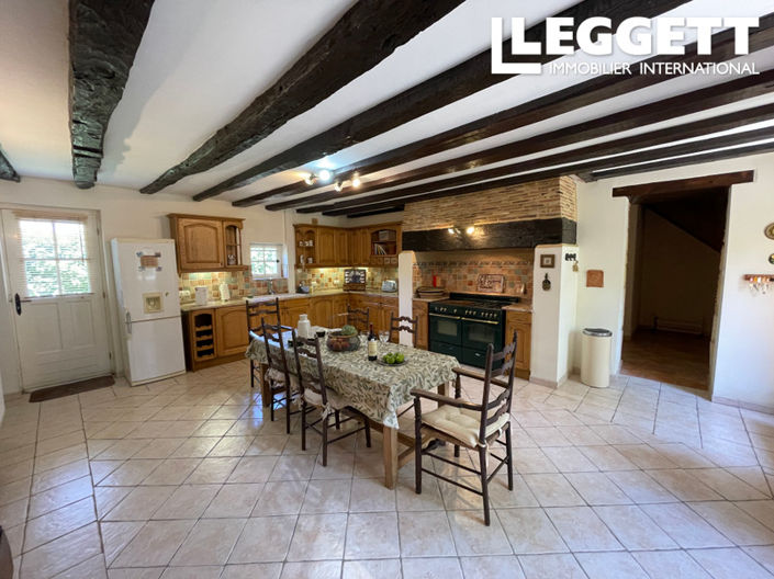 Image No.9-5 Bed House for sale