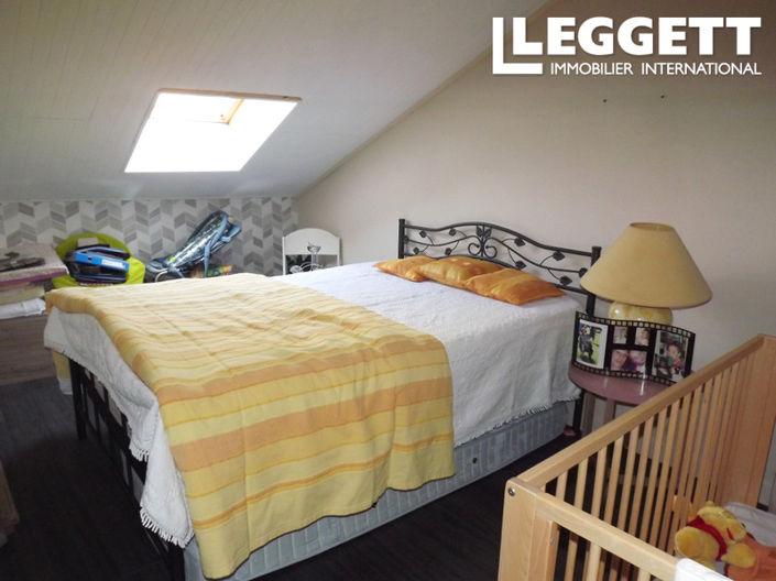 Image No.7-4 Bed House for sale