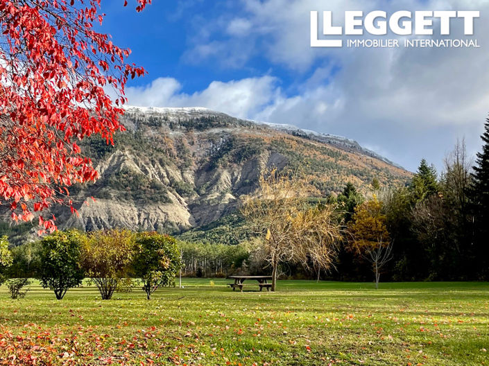 Image No.9-7 Bed Commercial for sale