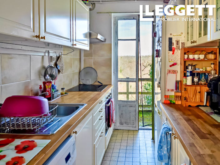 Image No.6-3 Bed House for sale