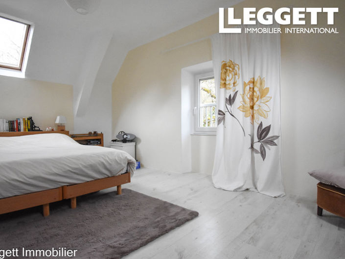 Image No.6-7 Bed House for sale