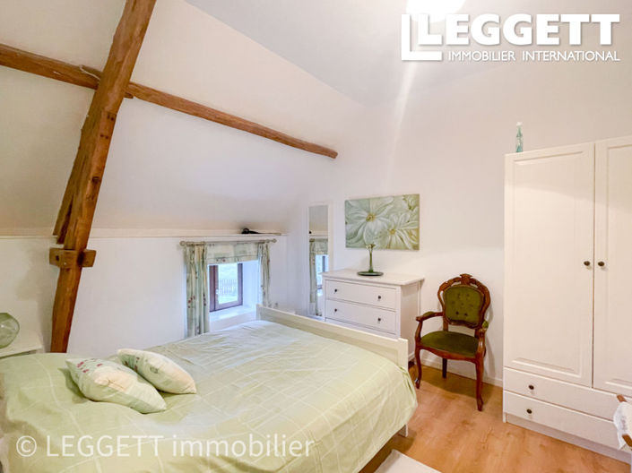 Image No.9-9 Bed House for sale