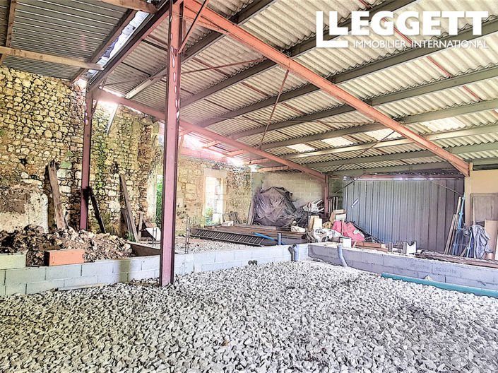 Image No.4-Bar for sale