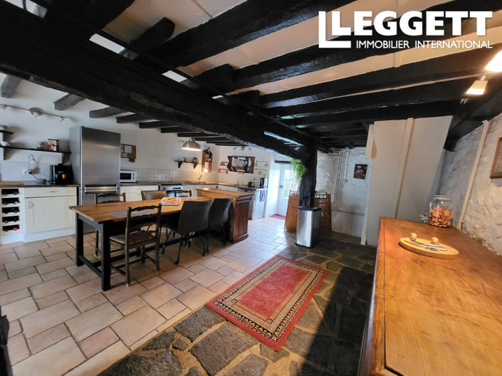 Image No.5-Maison de 4 chambres à vendre à Saint-Mars-d'Égrenne