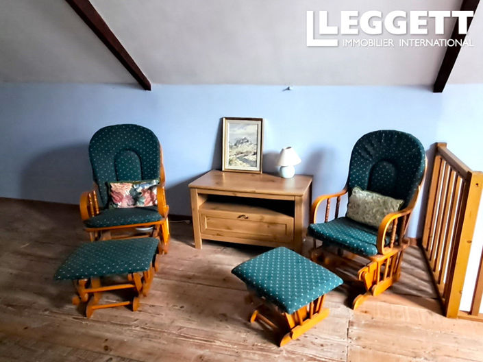 Image No.10-4 Bed House for sale