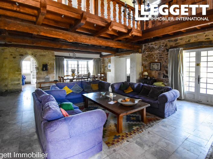 Image No.7-6 Bed House for sale