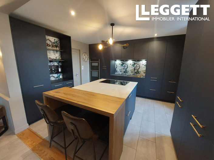 Image No.5-4 Bed House for sale