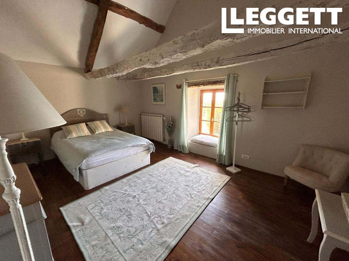 Image No.10-6 Bed House for sale