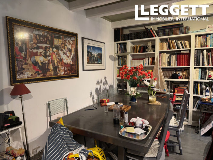 Image No.4-2 Bed House for sale