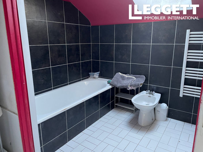 Image No.7-2 Bed House for sale