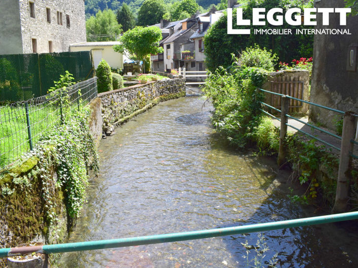 Image No.9-7 Bed House for sale