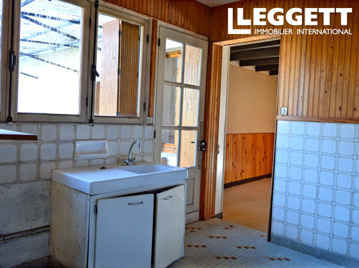 Image No.10-4 Bed House for sale
