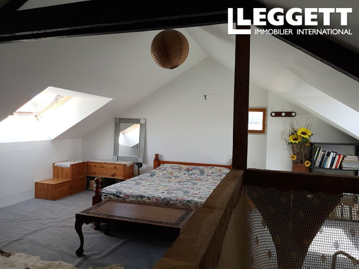 Image No.6-4 Bed House for sale