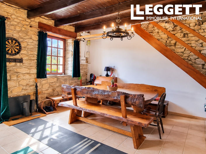 Image No.6-3 Bed House for sale