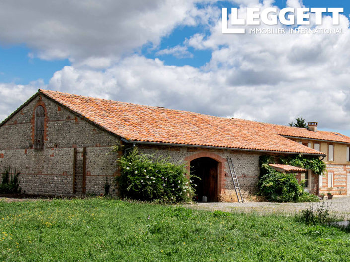 Image No.2-6 Bed House for sale