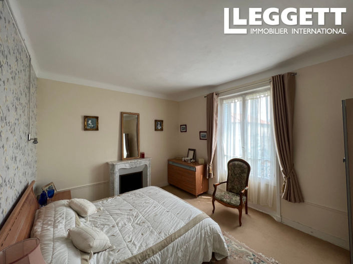 Image No.10-Maison de 5 chambres à vendre à Javerlhac-et-la-Chapelle-Saint-Robert