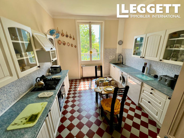 Image No.6-Maison de 5 chambres à vendre à Javerlhac-et-la-Chapelle-Saint-Robert