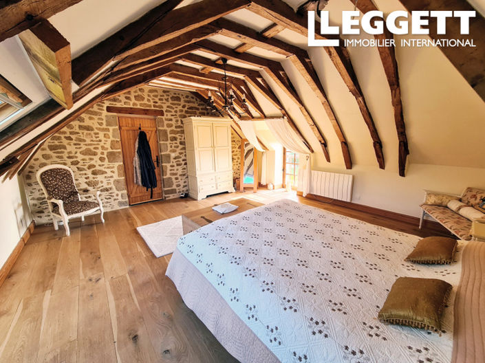 Image No.6-4 Bed House for sale