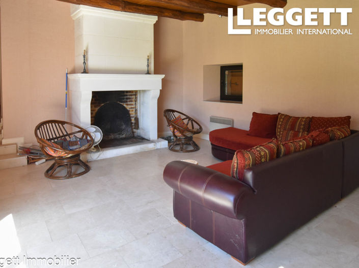 Image No.8-1 Bed House for sale