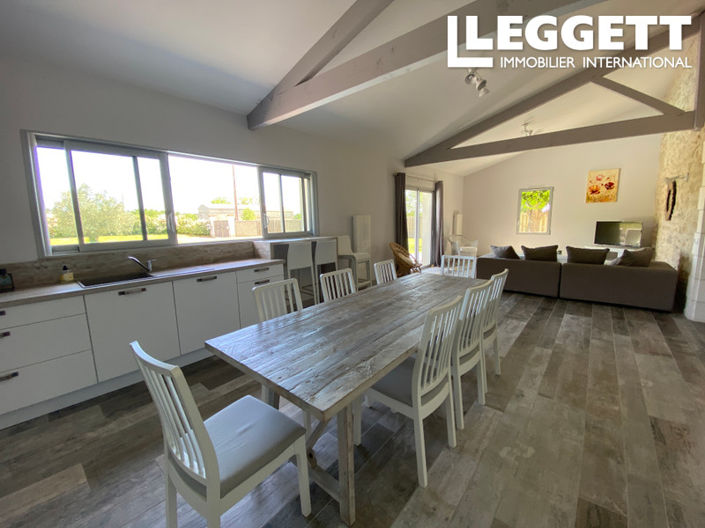 Image No.2-6 Bed House for sale