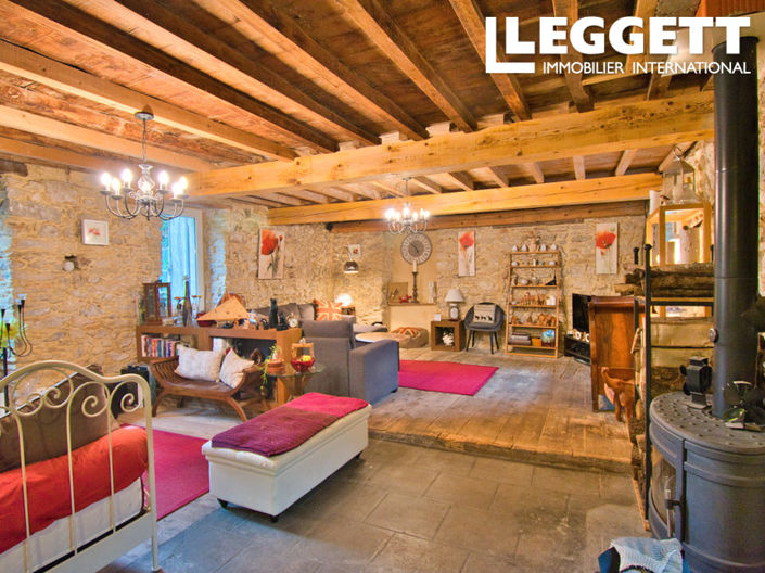 Image No.1-4 Bed House for sale