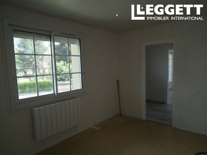 Image No.8-3 Bed House for sale