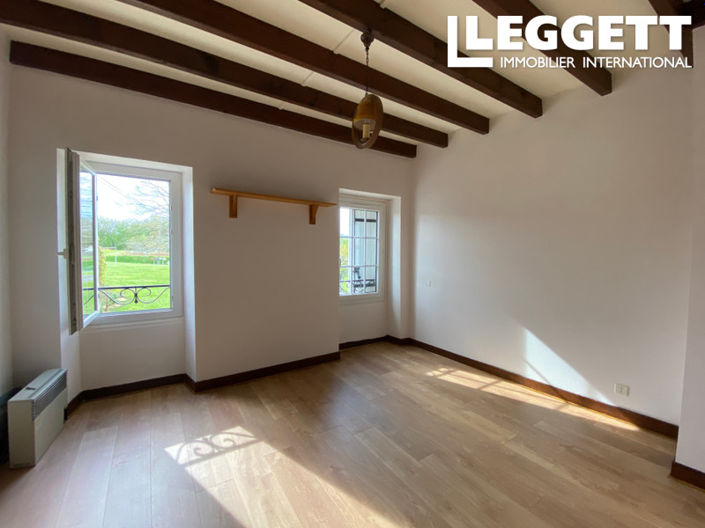 Image No.8-Maison de 10 chambres à vendre à Montazeau