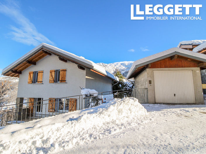 Image No.8-3 Bed House for sale