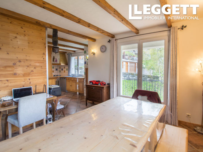 Image No.9-3 Bed House for sale