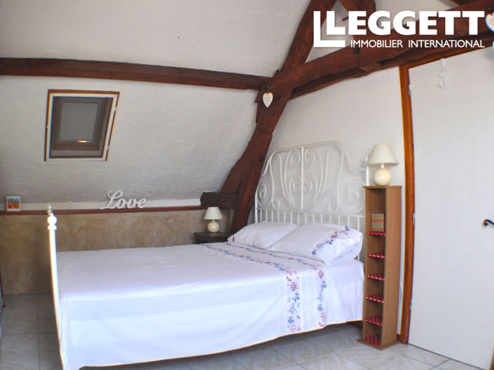 Image No.7-4 Bed House for sale