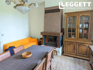 ahr0chm6ly9jzg4uagvzdglhlmltbw8vaw1hz2uvvevom