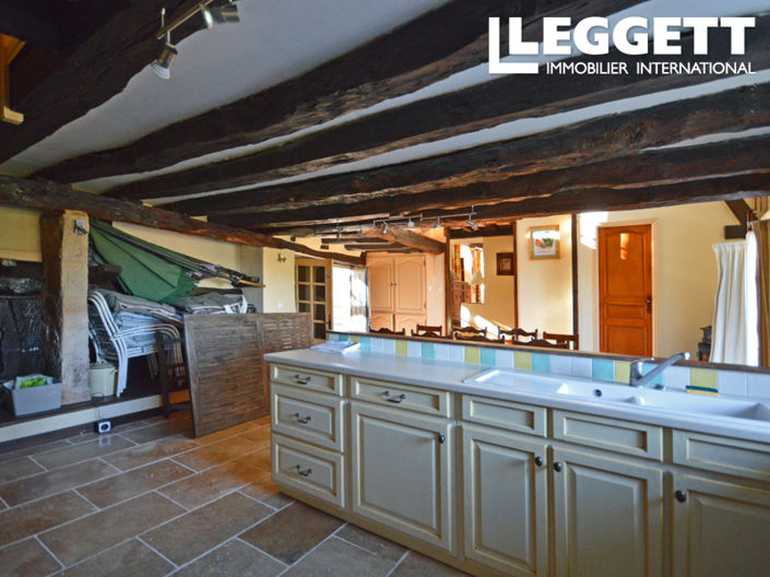 Image No.6-4 Bed House for sale