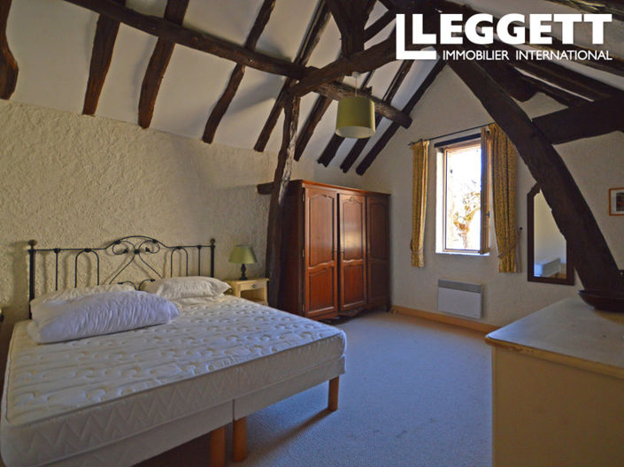 Image No.7-4 Bed House for sale