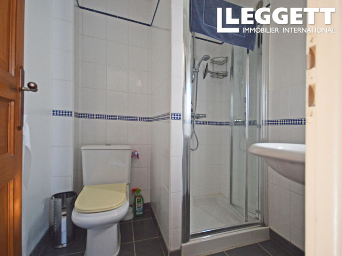 Image No.8-4 Bed House for sale