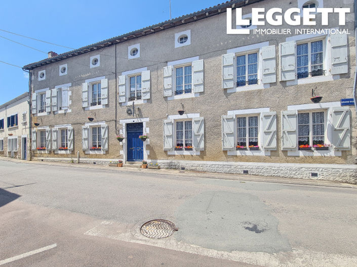 Image No.10-8 Bed House for sale