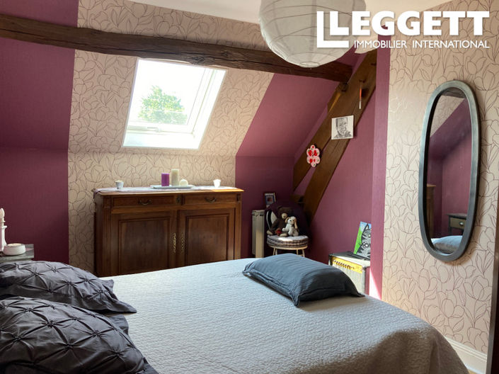 Image No.4-4 Bed House for sale