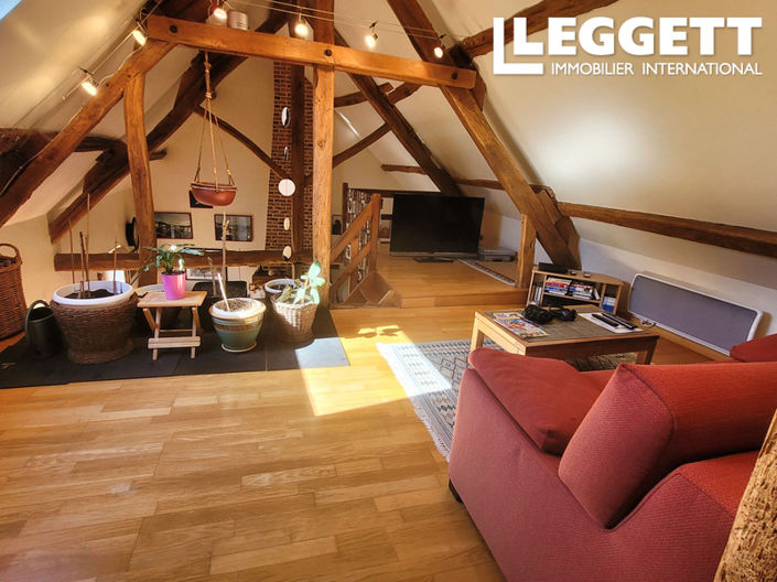 Image No.10-3 Bed House for sale