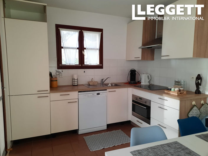 Image No.3-Maison de 2 chambres à vendre à Salles