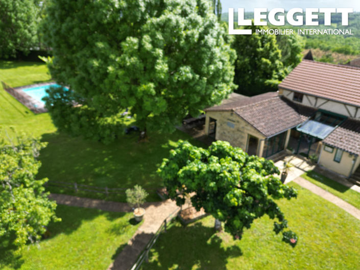 Image No.2-6 Bed House for sale