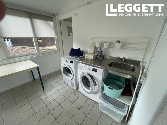 Image No.9-6 Bed House for sale