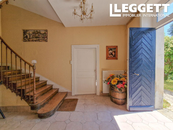 Image No.5-5 Bed House for sale