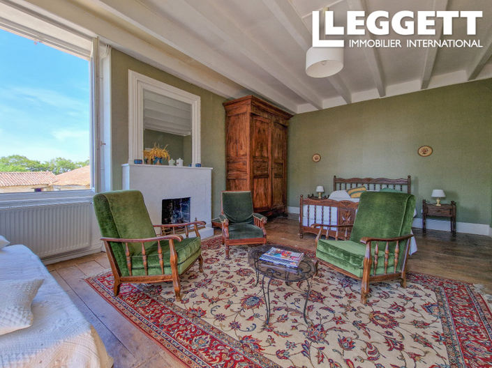 Image No.7-5 Bed House for sale