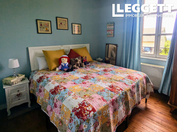 Image No.10-Maison de 3 chambres à vendre à Jumilhac-le-Grand