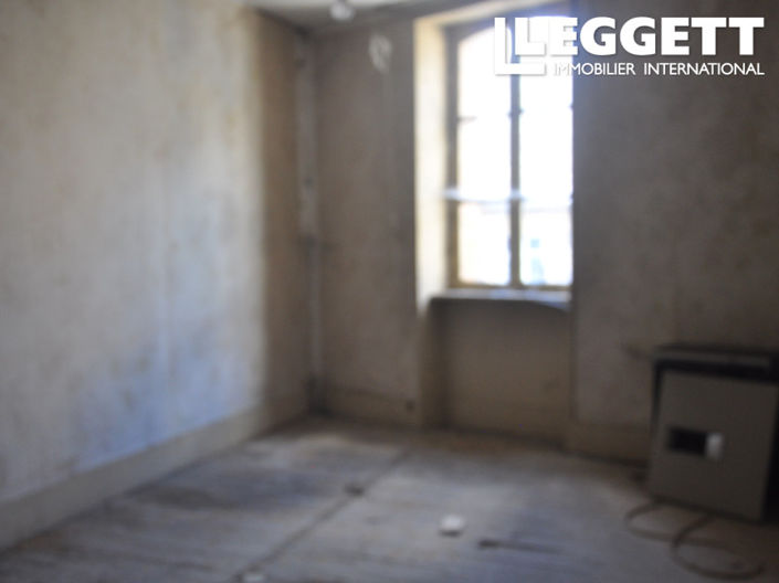 Image No.7-5 Bed House for sale