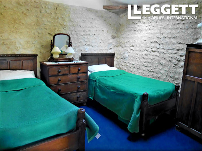 Image No.10-Maison de 5 chambres à vendre à Charente
