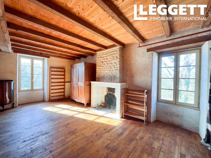 Image No.6-4 Bed House for sale