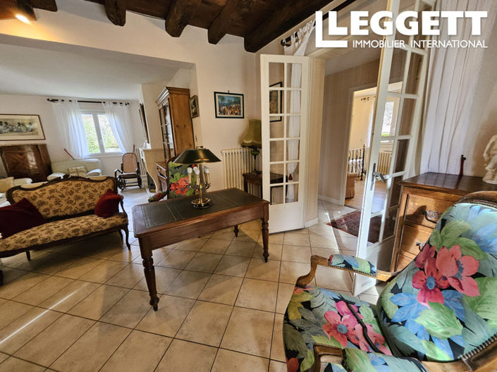 Image No.5-5 Bed House for sale