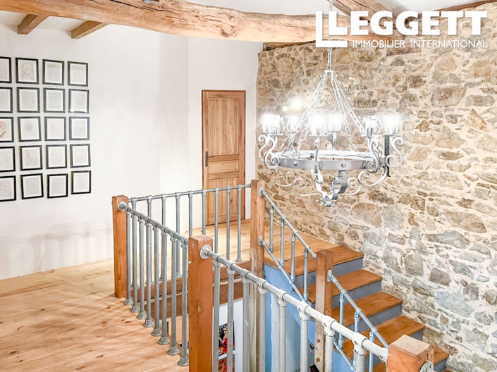 Image No.6-3 Bed House for sale